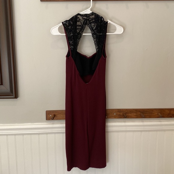 VS Open Back Bodycon Dress - Picture 2 of 5